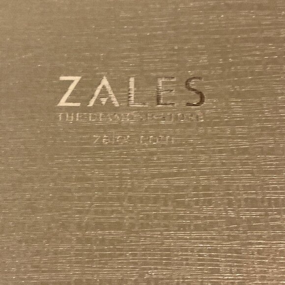 Zales Jewelers Three-Stranded Freshwater Cultured Pearl Necklace w/Silver Clasp - Picture 12 of 12